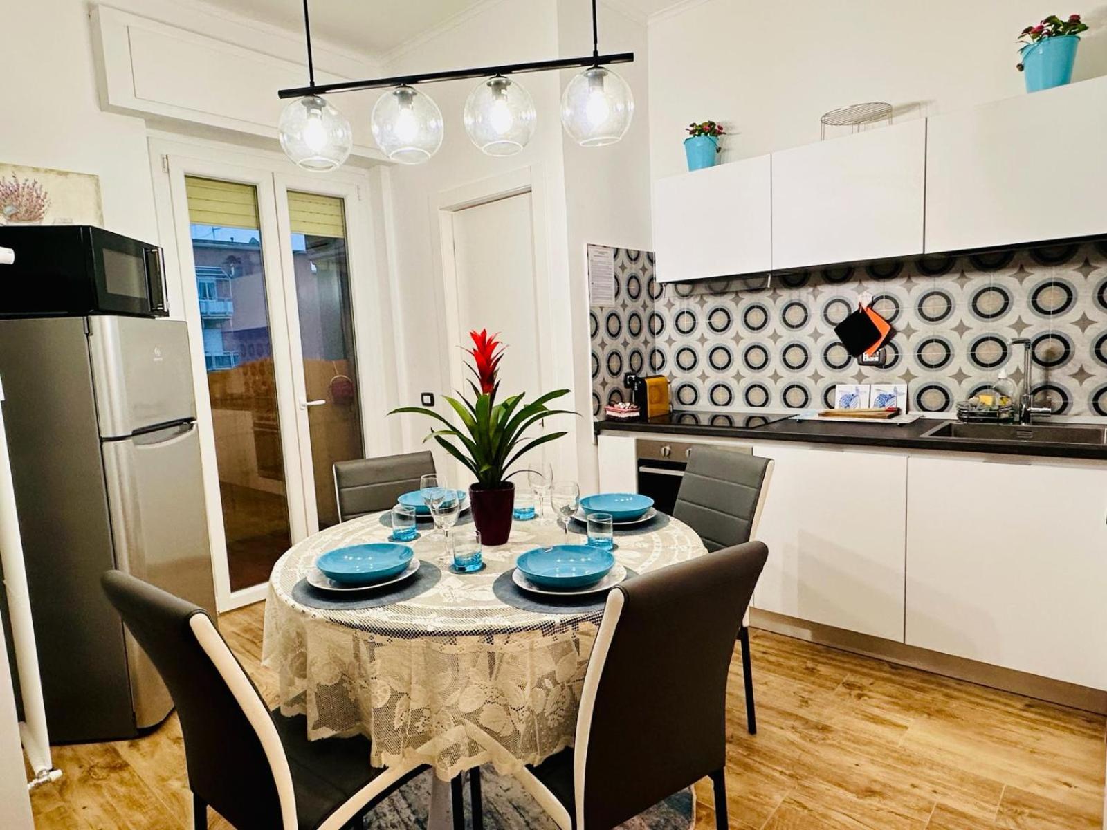 Lombardo'S Family - Free Private Parking 700M From The Station! Apartment ลาสเปเซีย ภายนอก รูปภาพ